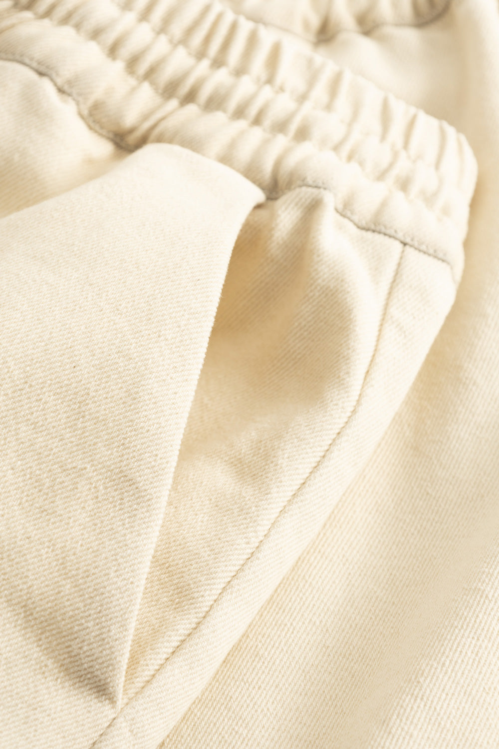 N-Meera MW Shorts Washed Ivory
